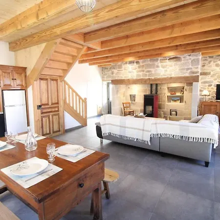 Semesterbostad Charmante Maison A Mandailles, Nature Et Aventure, Cheminee, Wifi, Animaux Acceptes - Fr-1-742-572 Mandailles-Saint-Julien